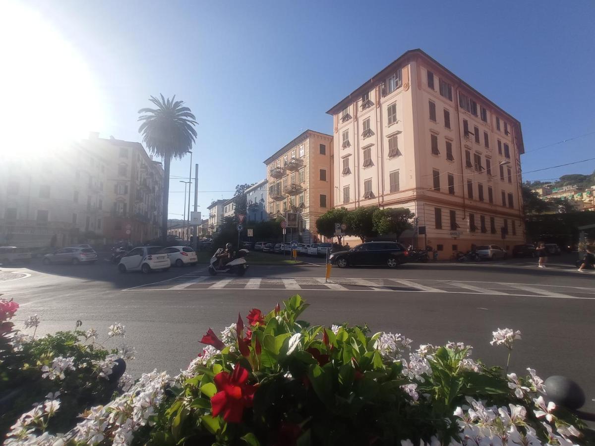 A La Gare Apartamento La Spezia Exterior foto